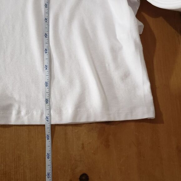 Bellina NWT Medium White Ruffle Butterfly Short. Sleeve Scoop Neck Top - Picture 7 of 8